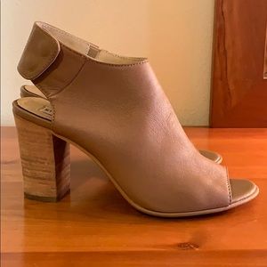 Steve Madden nude leather peep toe heels.